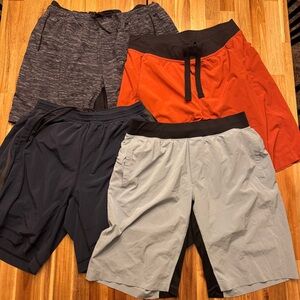 LOT/4 Lululemon Athletic Shorts • Men’s Large